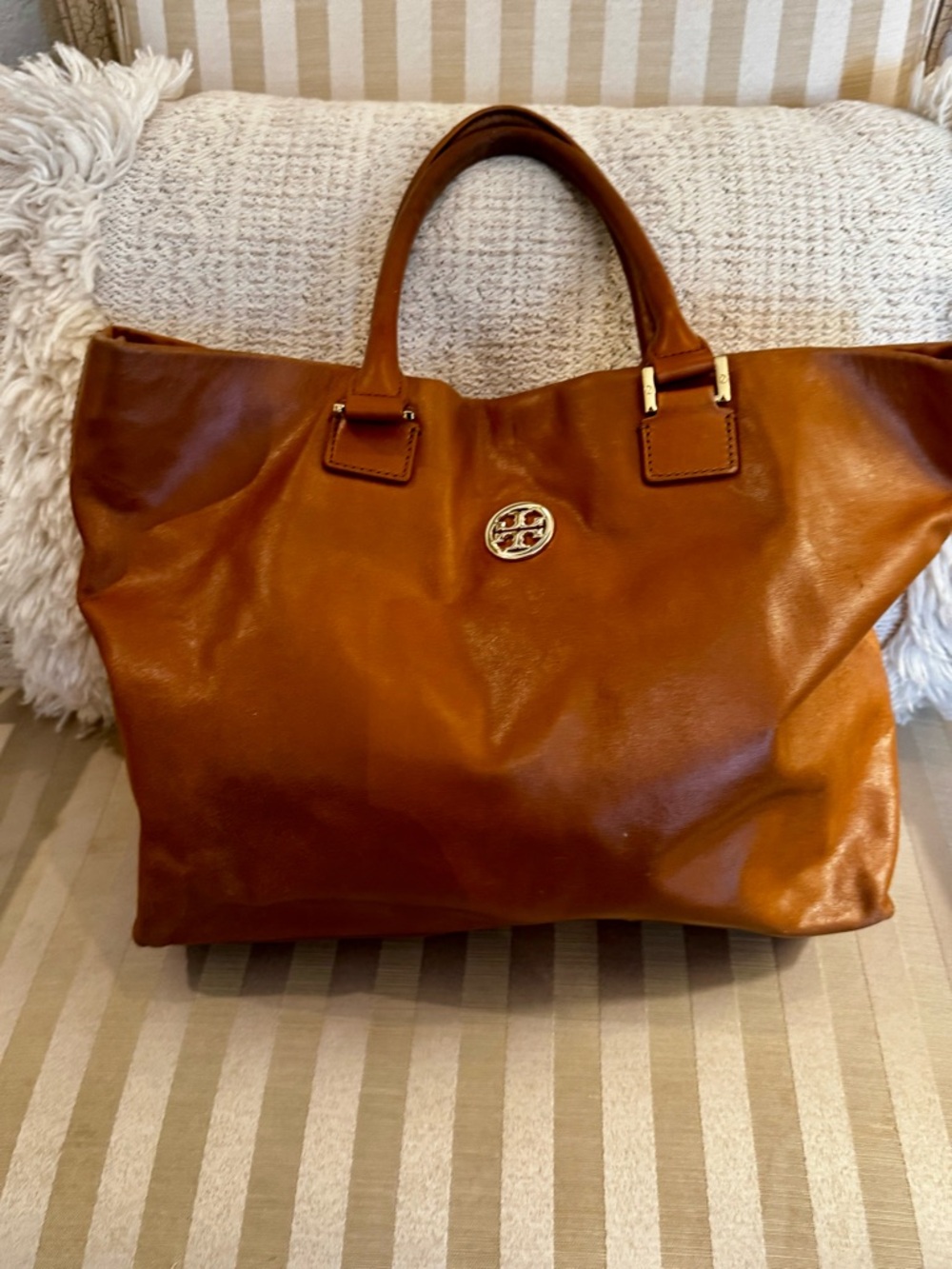 Tory Burch Tan Leather Shoulder & Crossbody Tote - Picture 8 of 8